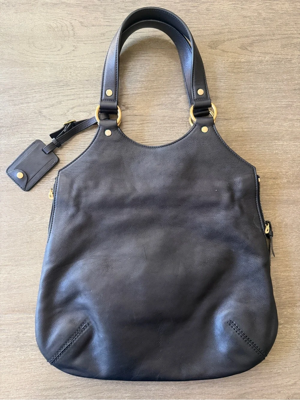 Authentic YSL Black Leather bag with Gold Hardware - Picture 1 of 5